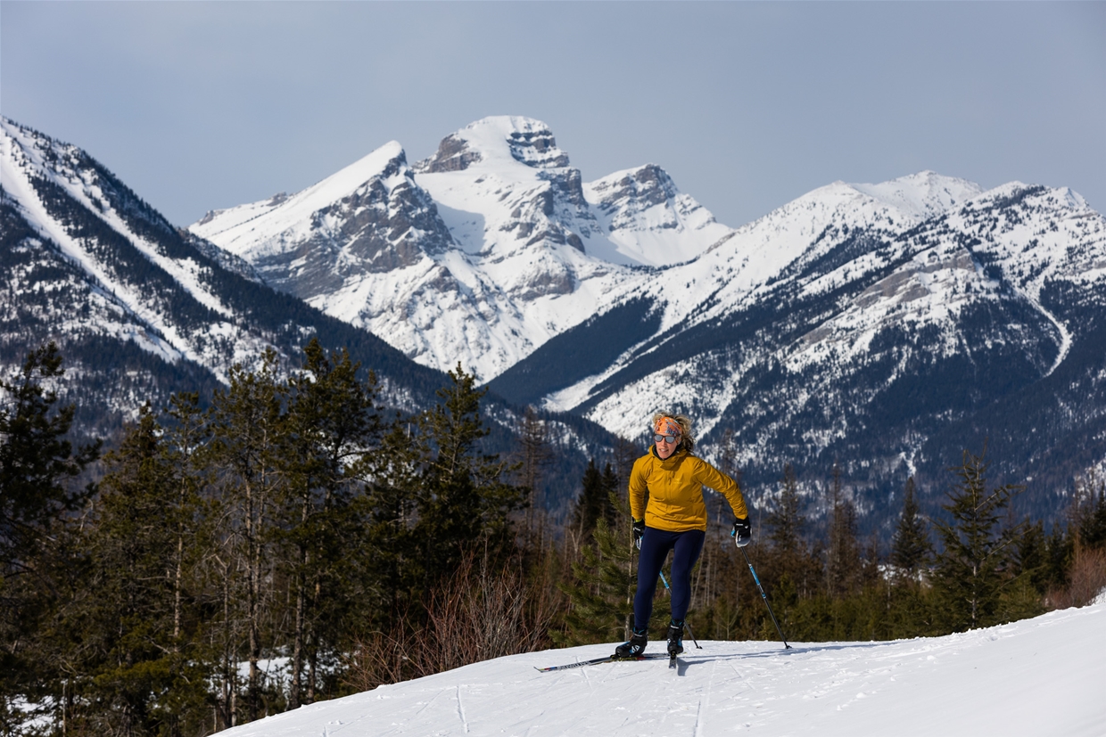 Cross Country Skiing in Montane 