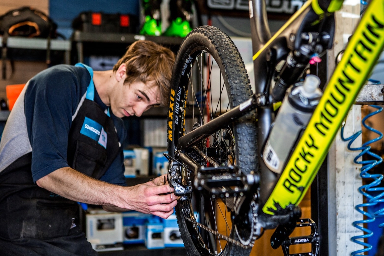Bike tuning and repair service available in store