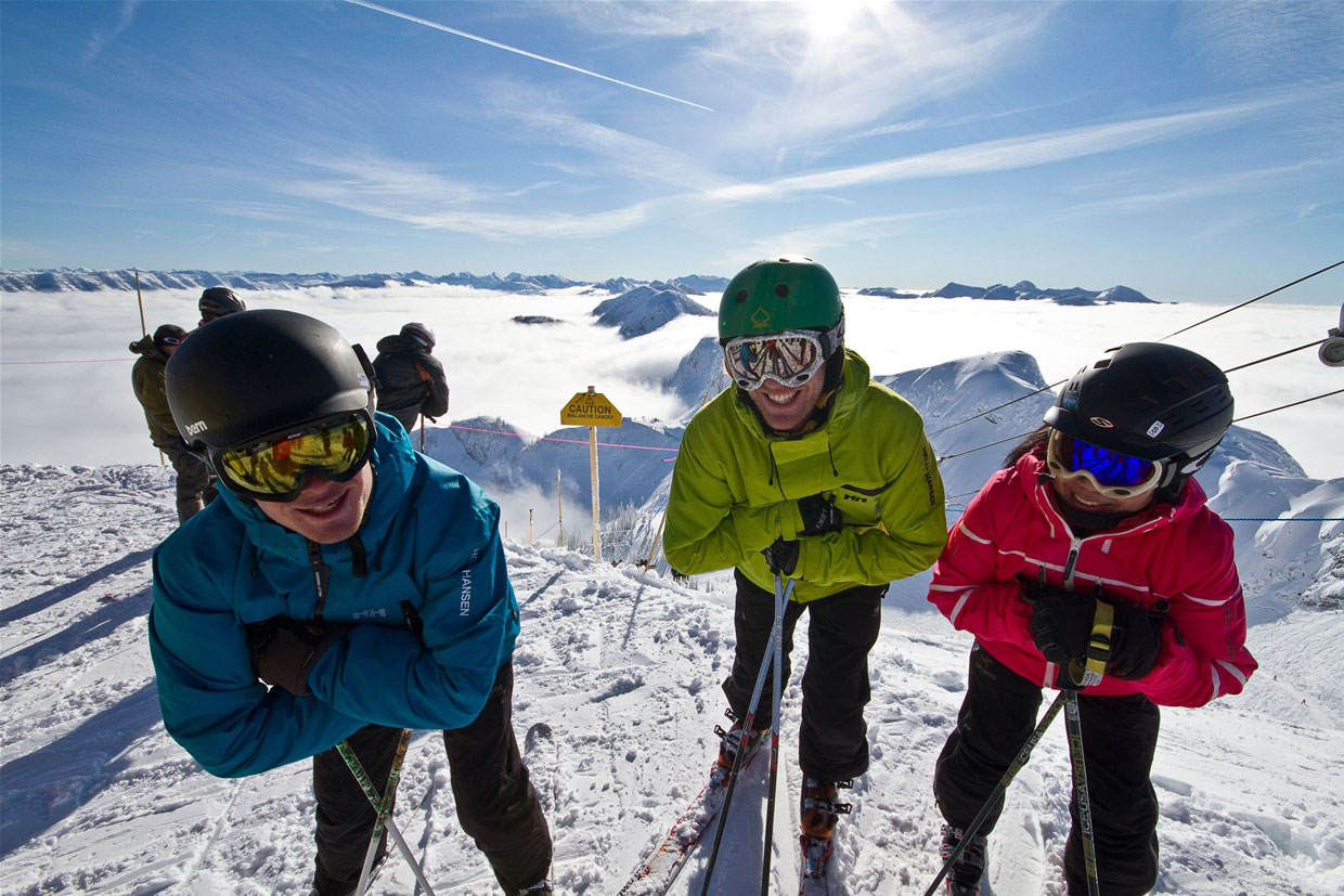 Skiers on Polar Peak