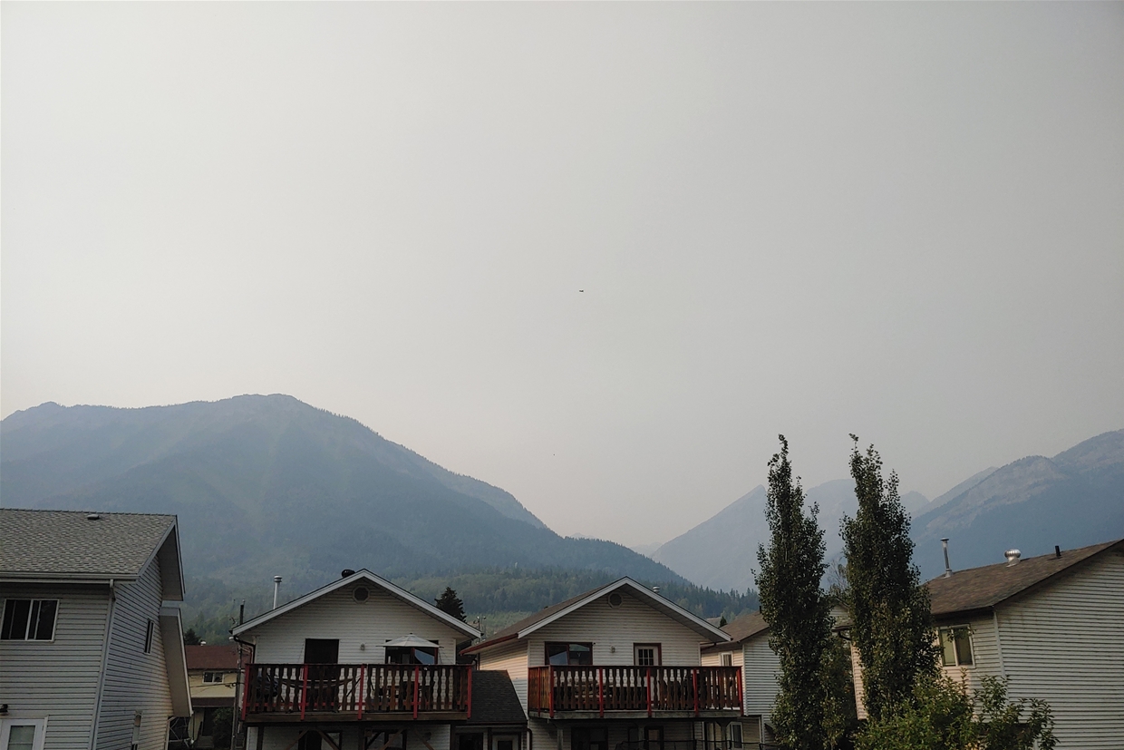 Sept 2nd 2022, 4:30pm - Fernie sky looking north