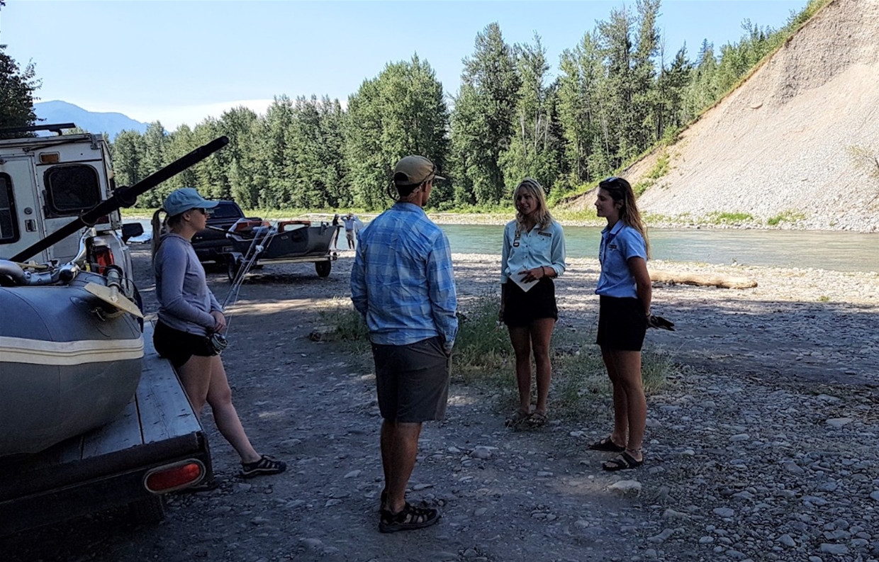 AmbassadorWILD Team surveying fly fishers along the Elk River