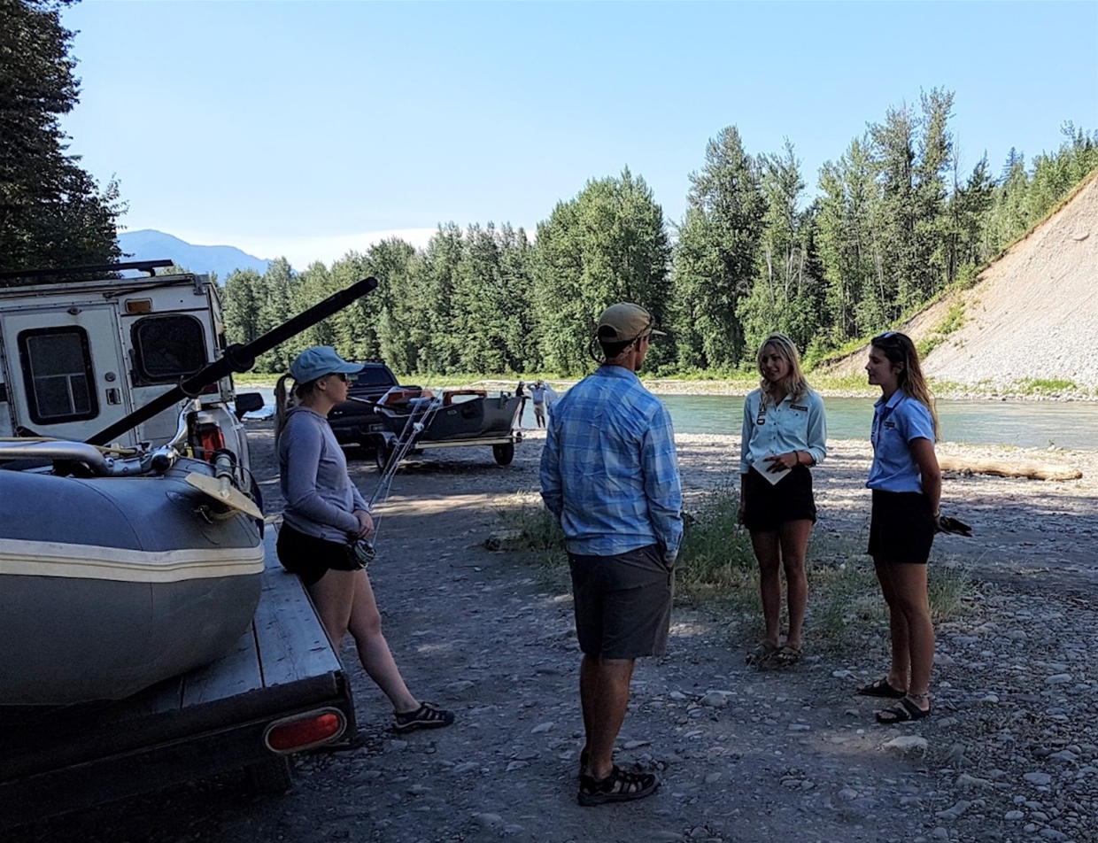 AmbassadorWILD Team engaging with fly fishers at Olson Pit River Access