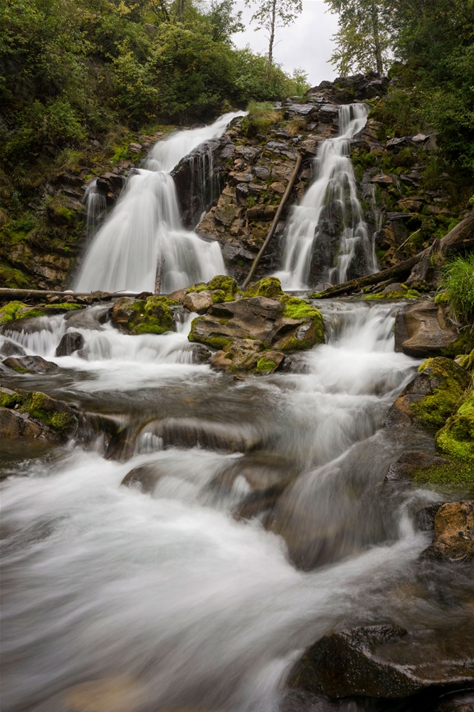 Fairy Creek Falls during Fall Season