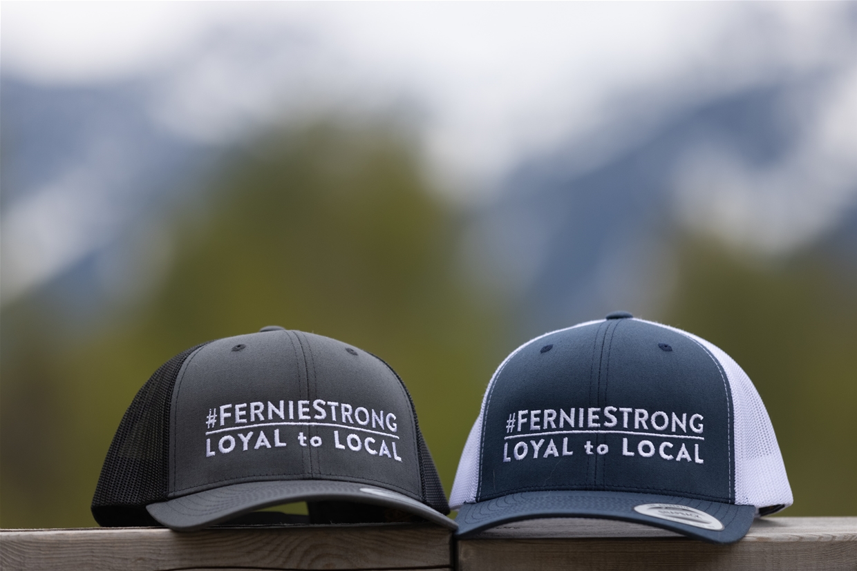 #FernieStrong caps are available in two colours designs