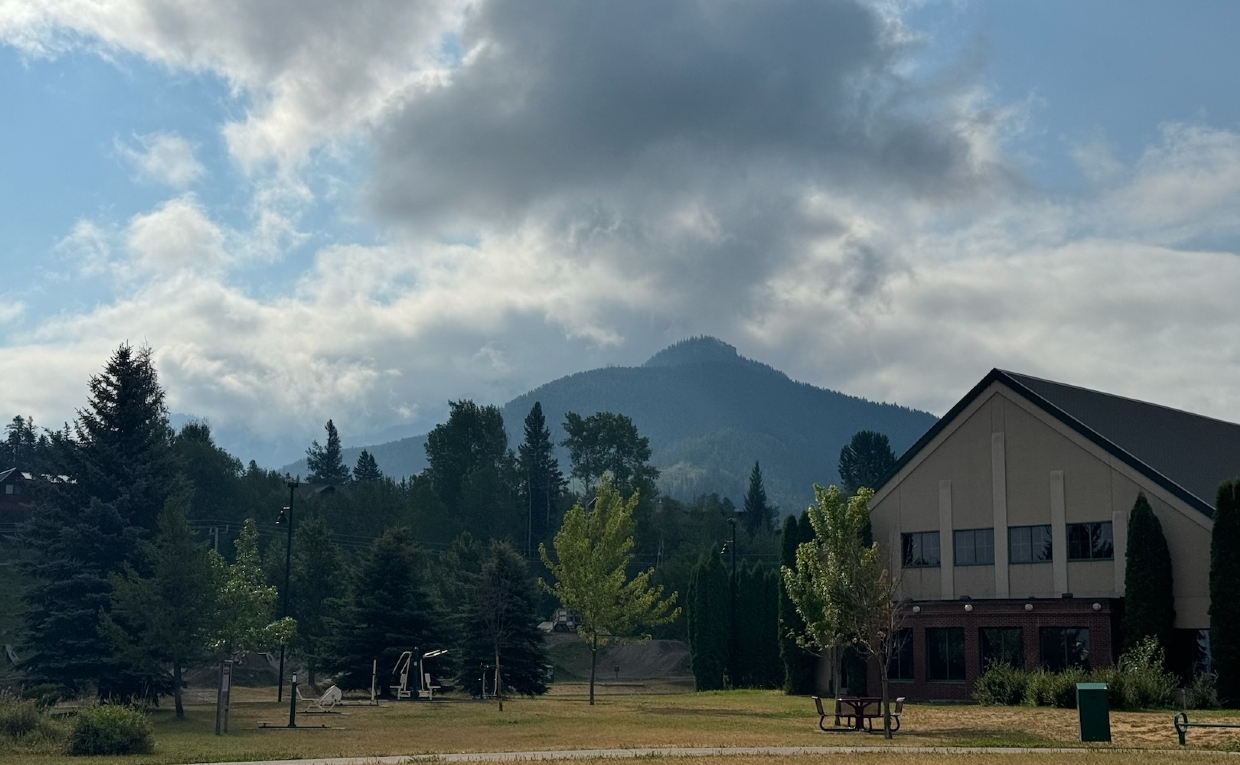 10:00am Monday August 5, 2024 looking to Castle Mountain