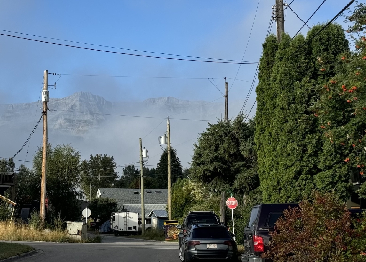 Looking west to the Lizard Range. 9am, Friday, August 30th, 2024.