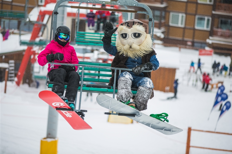 Ski with the Griz at Fernie Alpine Resort this Griz Days