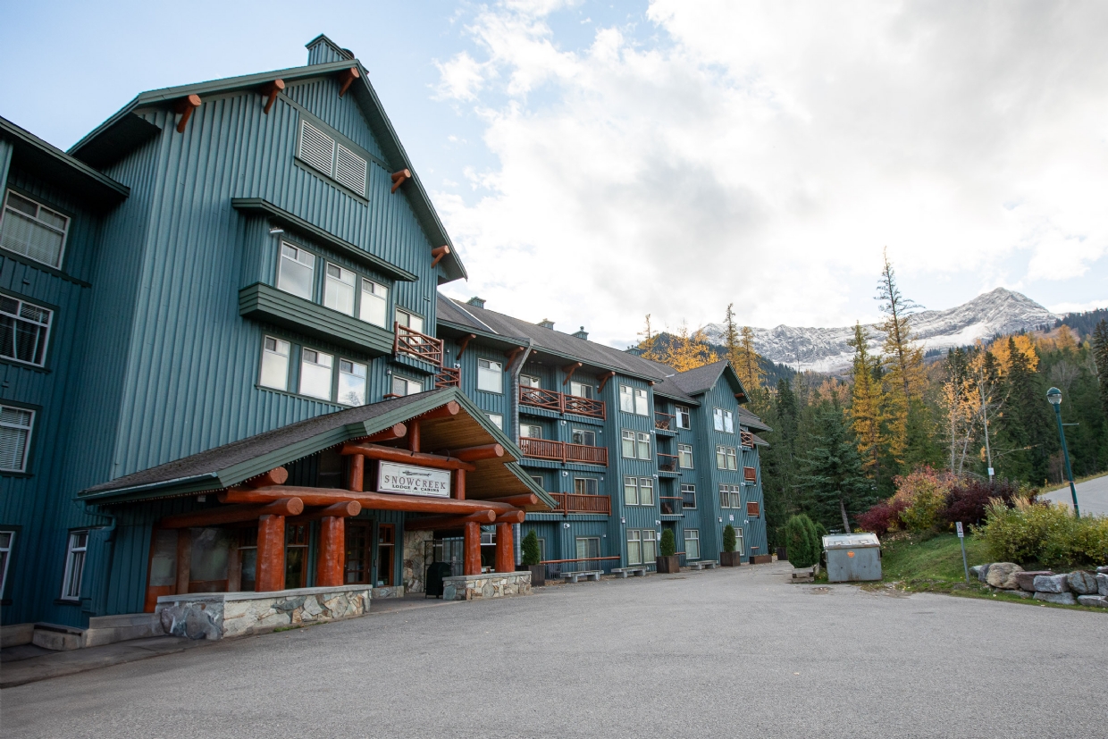 Snow Creek Lodge