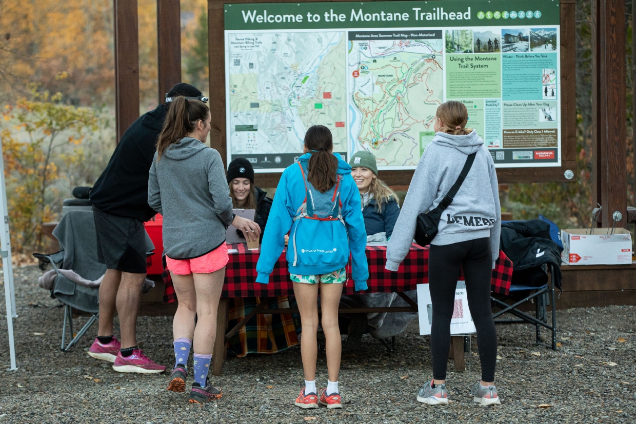 Registration at The Turkey Trot