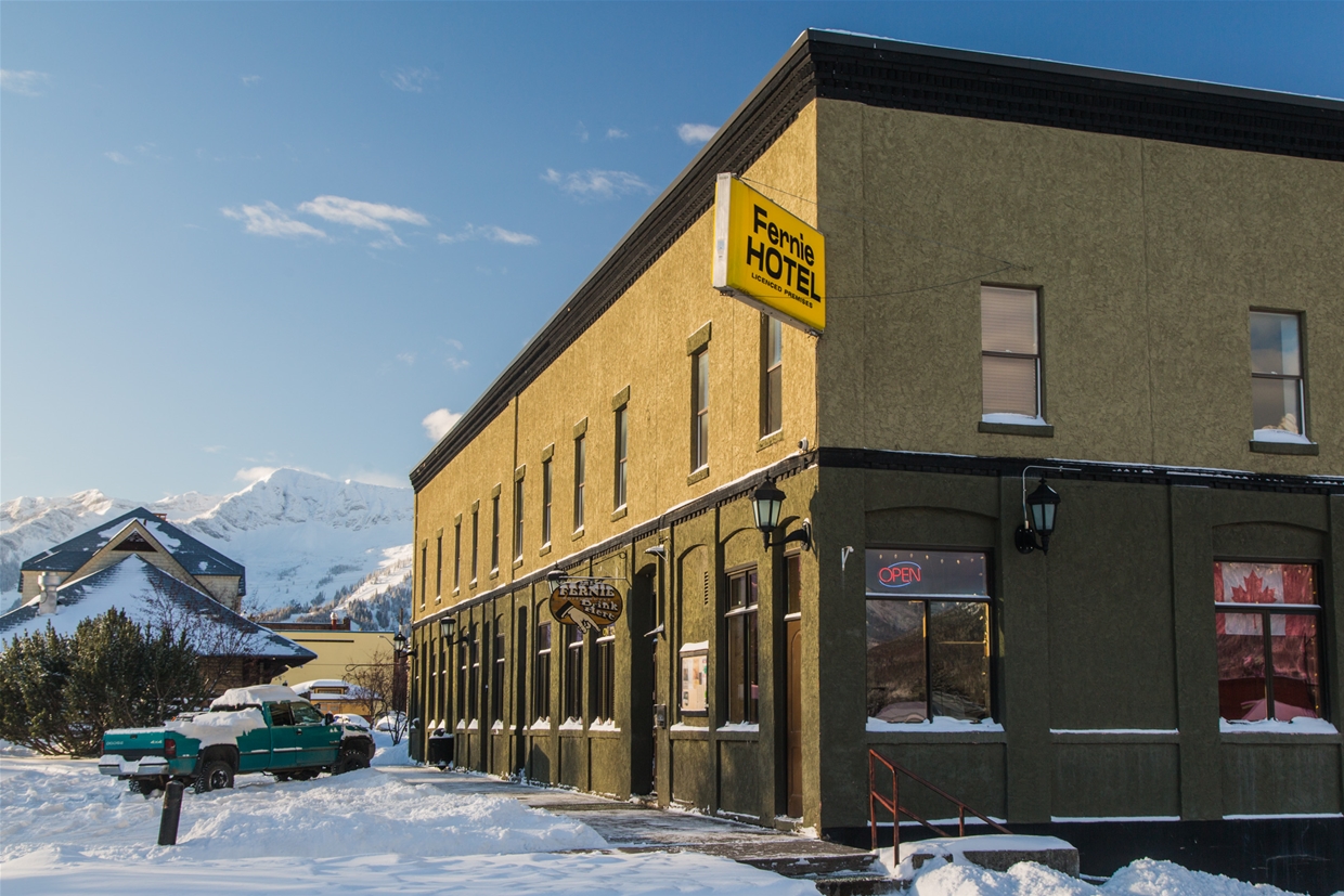 The Fernie Taphouse - Winter