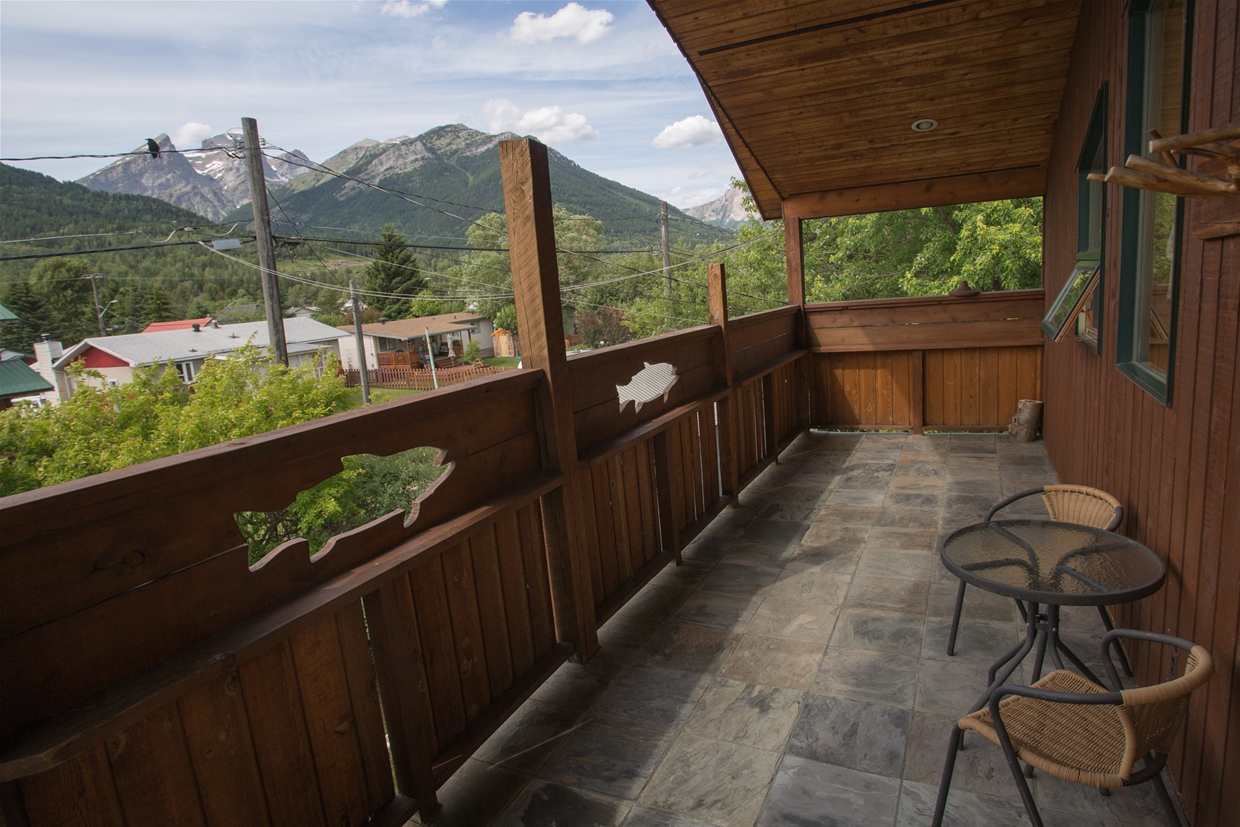 Deck views towards Mount Fernie and the iconic Three Sisters