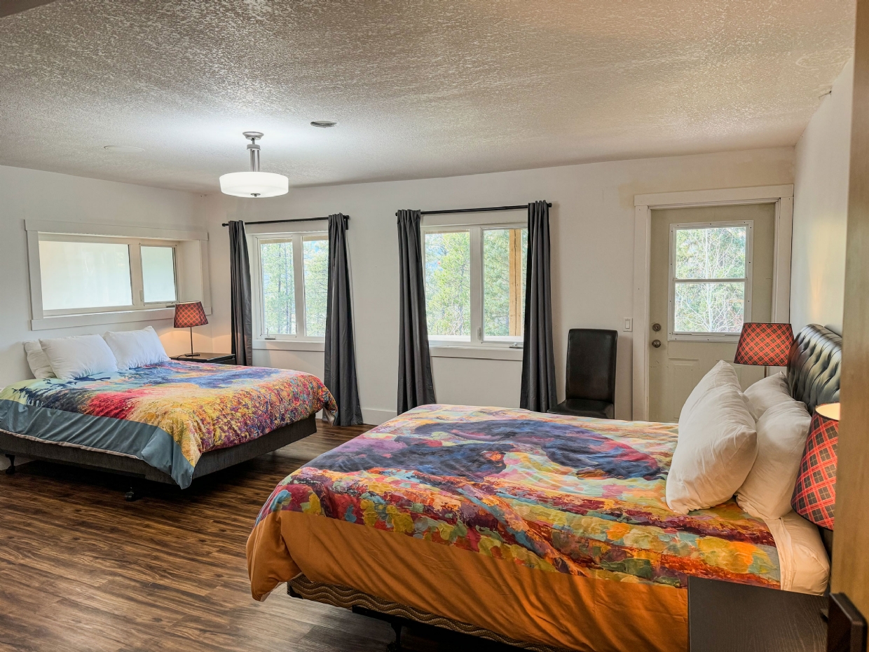 Ground floor bedroom | Elk View Lodge