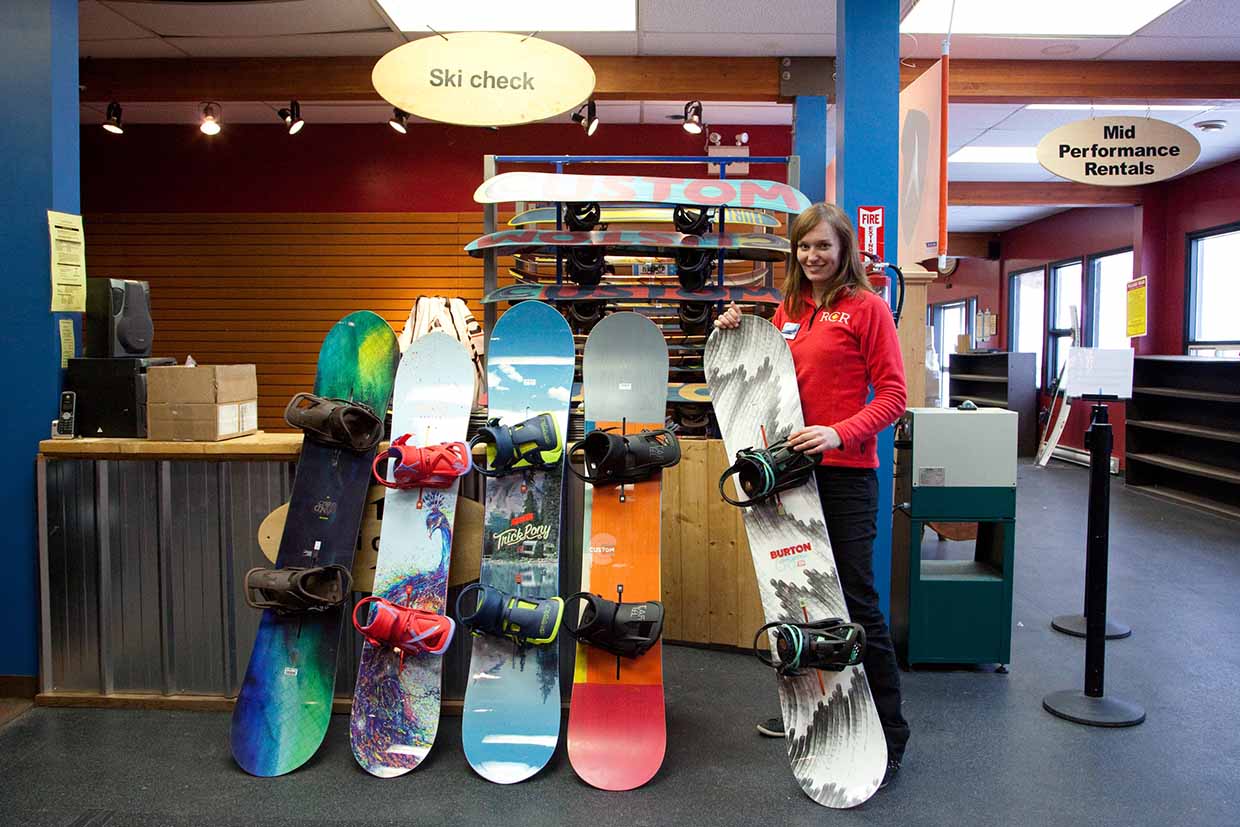 Rental & Repair Shop - Snowboarding