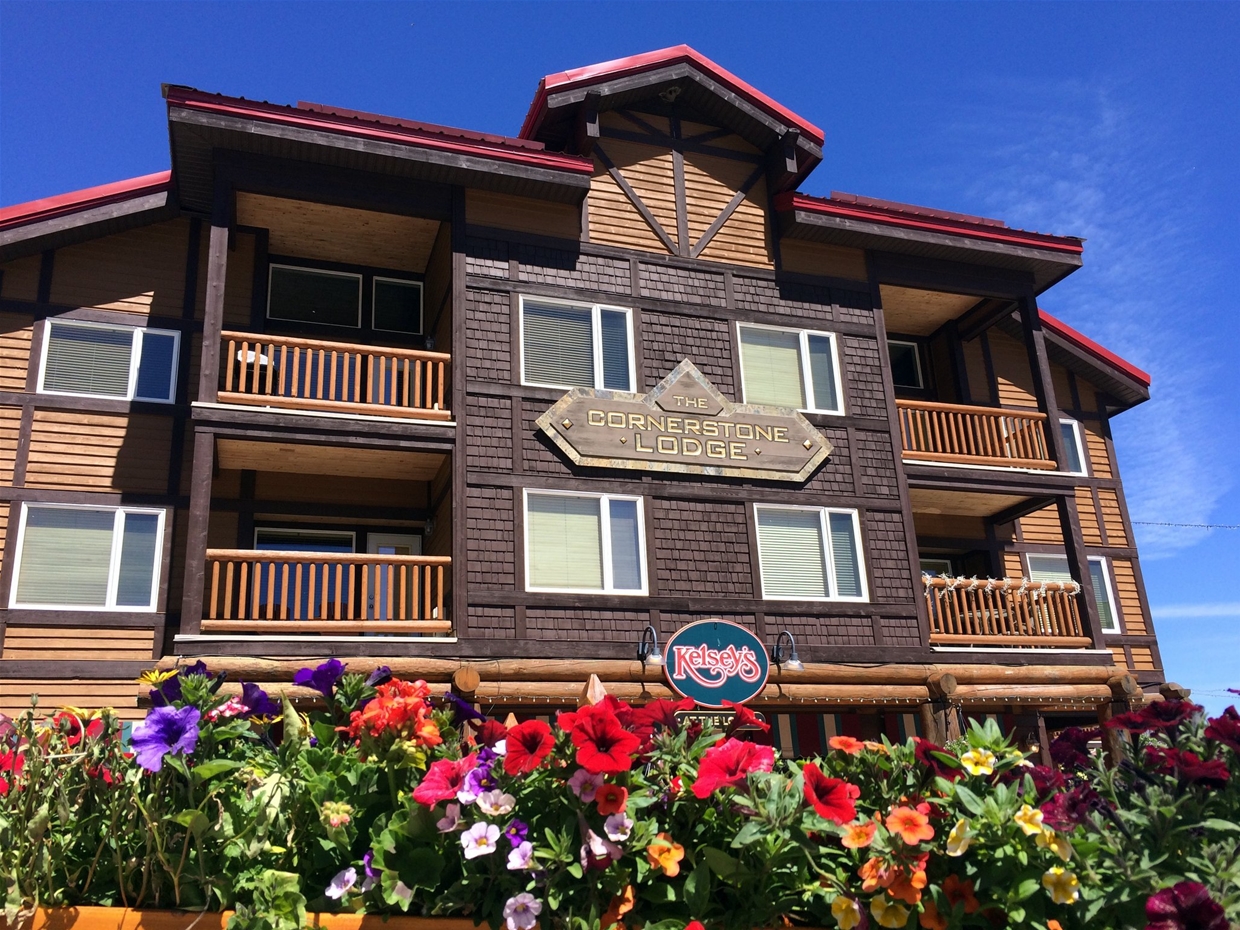 Cornerstone Lodge Fernie Alpine Resort 