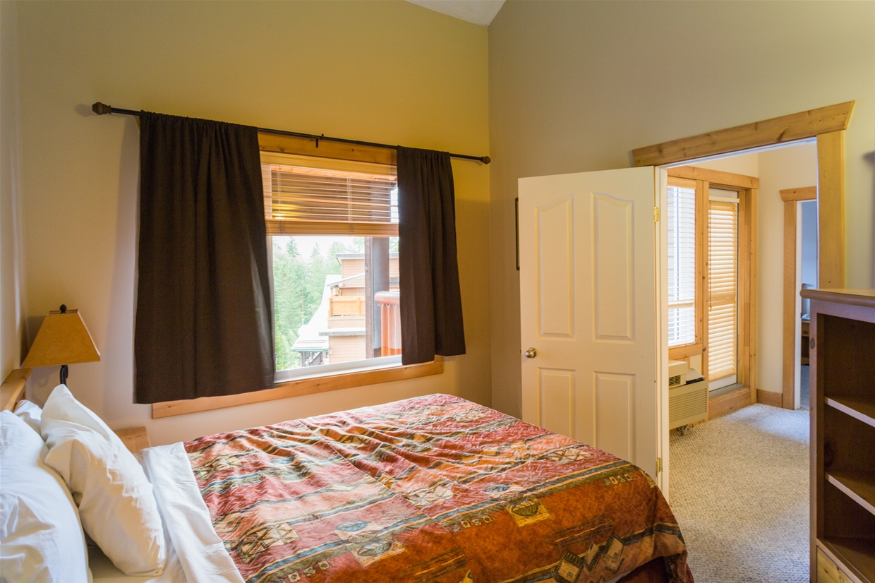 2- Bedroom Suites at Cornerstone Lodge