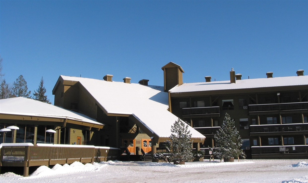 Griz Inn Winter
