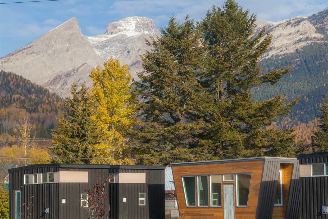 Snow Valley Lodging's Tiny Homes