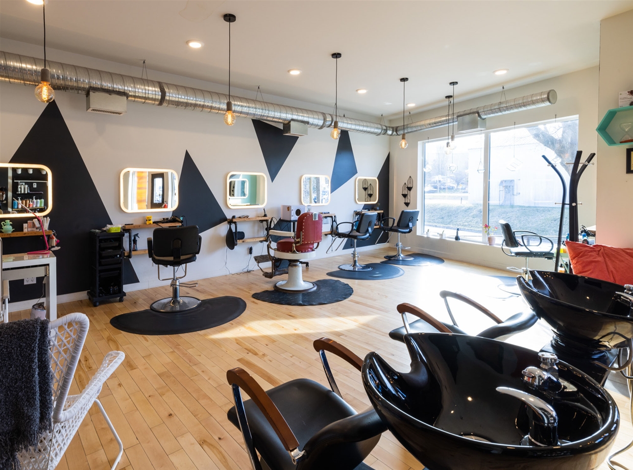 Professional and welcoming hair salon in Fernie